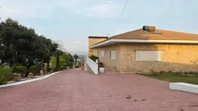Chalet in Chiva photo 2
