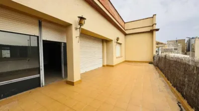 Chalet in La Jonquera photo 8
