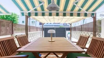 Chalet on Carrer de l'Ebre photo 30