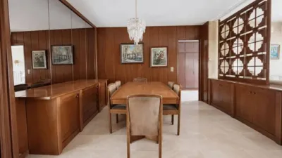 Apartment in Centre photo 8