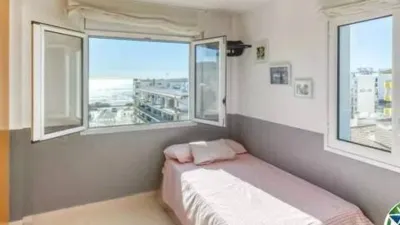 Apartment on Carrer de Pedro Calderón de la Barca photo 25