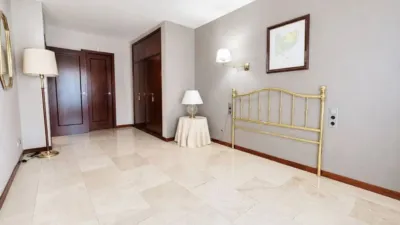 Apartment in Centre photo 15