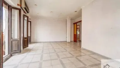 Apartment on Pintor Ferrandis Street photo 5