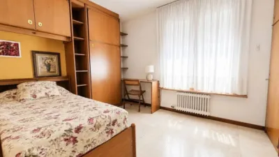 Apartment in Centre photo 18