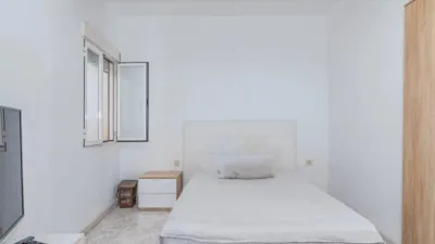 Apartment on Pedro Antonio de Alarcón Street photo 13