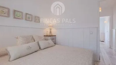 Duplex penthouse on Carrer de les Bassetes photo 21
