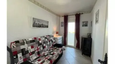 Apartment in Empuriabrava photo 9