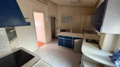 Apartment on Doctor Esquerdo Street photo 32