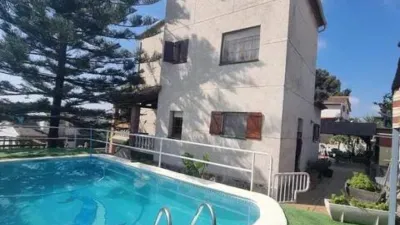 Chalet en Bellvei photo 38