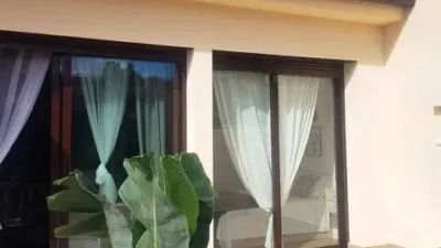 Casa adosada en alquiler en Carretera de Piedrabuena, Los Cigarrales-Montesión (Toledo Capital) de 1.800 €<span>/mes</span>