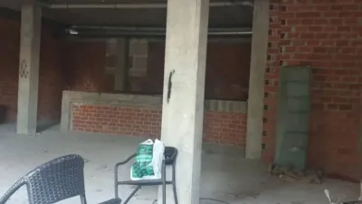 Local comercial en alquiler en Campus Sur-Santa Marta - Más