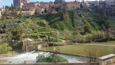 Casa adosada en alquiler en Carretera de Piedrabuena, Los Cigarrales-Montesión (Toledo Capital) de 1.800 €<span>/mes</span>