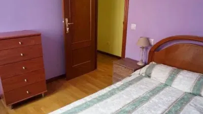 Habitación en alquiler en Calle Agustín Rodríguez Sahagún, Santo Tomás-Universidad (Ávila Capital) de 310 €<span>/mes</span>