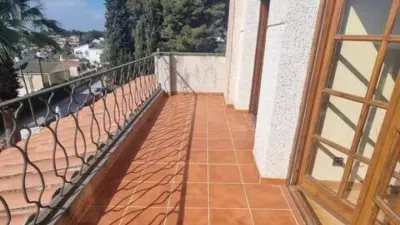 Chalet en Bellvei photo 21