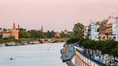 Apartment in Triana Casco Antiguo photo 8