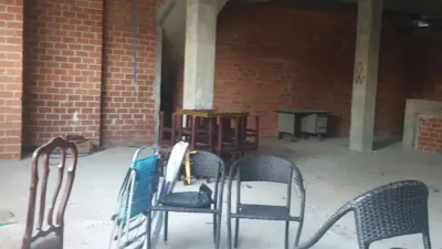 Local comercial en alquiler en Campus Sur-Santa Marta - Vista 3