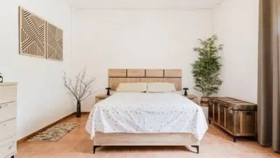 Chalet on Covatillas Street, 33 Rs photo 10