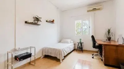 Chalet on Covatillas Street, 33 Rs photo 14