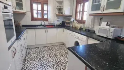 Chalet en Bellvei photo 3