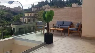 Casa adosada en alquiler en Carretera de Piedrabuena, Los Cigarrales-Montesión (Toledo Capital) de 1.800 €<span>/mes</span>