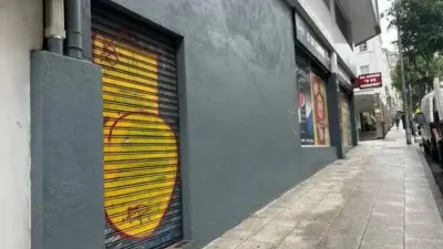 Local comercial en alquiler en Santiago de Compostela - Vista 2