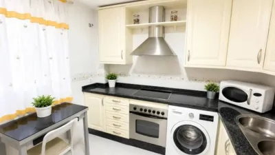 Apartment on Zenobia Camprubi Street photo 4