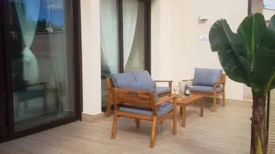 Casa adosada en alquiler en Carretera de Piedrabuena, Los Cigarrales-Montesión (Toledo Capital) de 1.800 €<span>/mes</span>