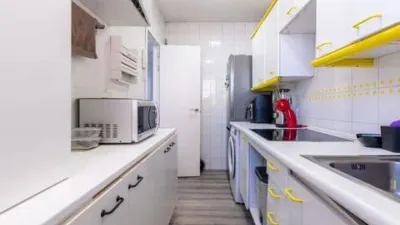 Flat in Centre photo 6