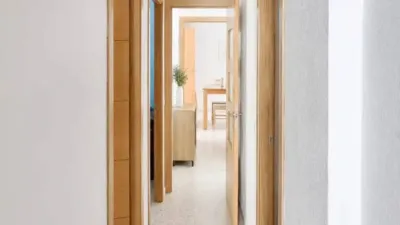 Apartment on Zenobia Camprubi Street photo 8