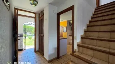 Townhouse in Salón Santa Gadea photo 6