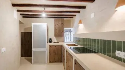 Apartment in El Camp de l'Arpa del Clot photo 3