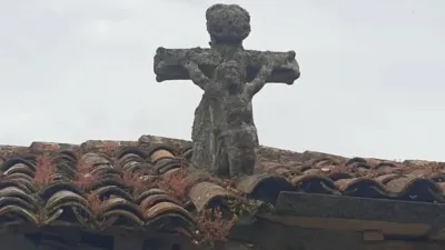Casa – Os Dices, Ataúde, A Igrexa - Vista 5