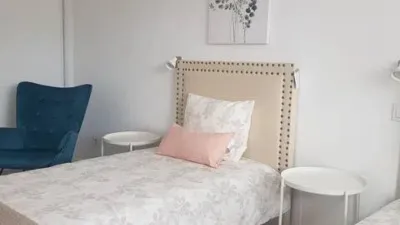 Casa adosada en alquiler en Carretera de Piedrabuena, Los Cigarrales-Montesión (Toledo Capital) de 1.800 €<span>/mes</span>