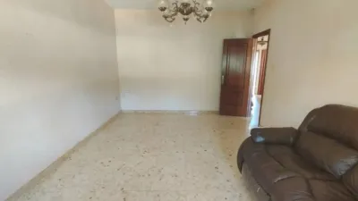 Casa – O Porto do Son, Parada - Más