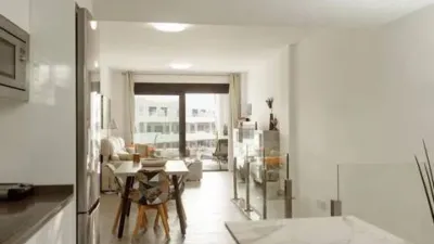 Apartment on Colombia Street in photo 7