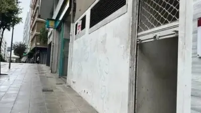 Local comercial en alquiler en Ensanche - Vista 3