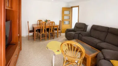 Apartment on Zenobia Camprubi Street photo 3