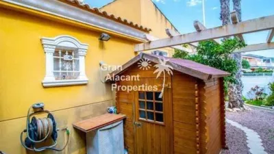 Chalet in Gran Alacant photo 10