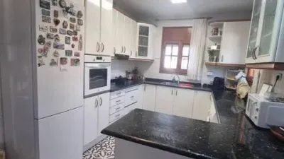 Chalet en Bellvei photo 2