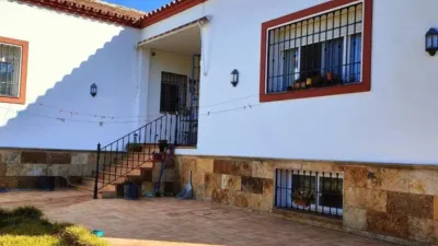 Chalet in Cuevas del Becerro photo 4