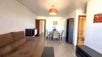Piso en calle Ps Almeria De, 24 photo 4