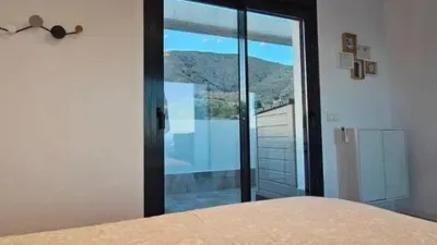 Duplex Penthouse with Dream Views: Infinite Mediterranean Sea Views - Camporosso Village, Finestrat 112 m² interior | 191.51 m² total built-up area | 170.27 m² usable surface 3 bedrooms | 3 bathrooms 82.56 m² of terraces, including a spectacular rooftop solarium of 43.82 m² with jacuzzi Stunning panoramic sea views 1 parking space included Energy Class A - Extremely energy efficient (30 kWh/m²/year) Layout: First Floor (74 m²): Open-plan living-dining room with modern kitchen, 2 bedrooms (master with en-suite bathroom), 2 bathrooms and 16 m² terrace with sea views. Second Floor (29 m²): Spacious third bedroom/multi-purpose room, bathroom, storage room, 16.60 m² terrace, plus an impressive rooftop solarium of 43.82 m² with 180° panoramic sea and Benidorm skyline views! Features: Air conditioning (heating/cooling) | Automatic awnings and electric shutters | Alarm system | Fully equipped modern kitchen | Parking space included | Energy rating A | All furniture included | Complete smart home system controllable via mobile app (electric shutters, all lights, air conditioning, door intercom and more) Community Services: Outdoor and heated swimming pools | Padel court | Gym | Children's playground | Gardens Privileged Location - Calle Colombia 2, Finestrat: 10 min to beaches | Shopping centres and supermarkets | Golf courses | Restaurants | Medical services and schools Perfect for: Families, investors, seekers of Mediterranean lifestyle, permanent or holiday residence, the best of life on the Costa Blanca. A Unique Opportunity: Modern duplex penthouse with A energy certification, huge private rooftop solarium with jacuzzi, smart home technology and all furniture included in one of the most complete urbanisations on the Costa Blanca. photo 19