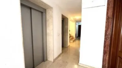 Flat on Sagunto Street photo 9