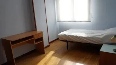Habitación en alquiler en Calle Agustín Rodríguez Sahagún, Santo Tomás-Universidad (Ávila Capital) de 310 €<span>/mes</span>