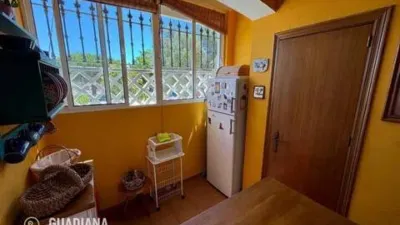 Townhouse in Salón Santa Gadea photo 9
