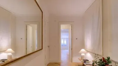 Apartment in the Salamanca District photo 18