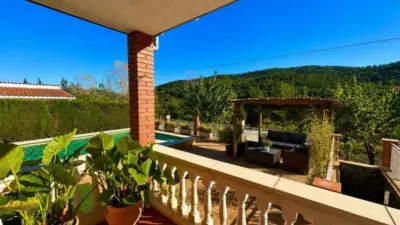 Chalet in Argentona photo 11