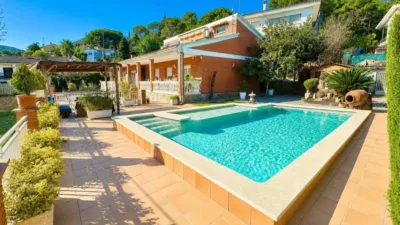 Chalet in Argentona photo 6