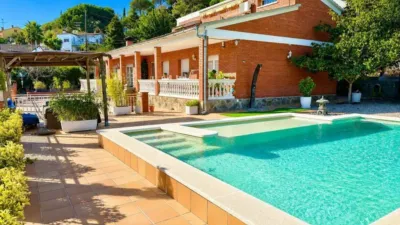 Chalet in Argentona photo 7