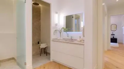 Apartment in the Salamanca District photo 49
